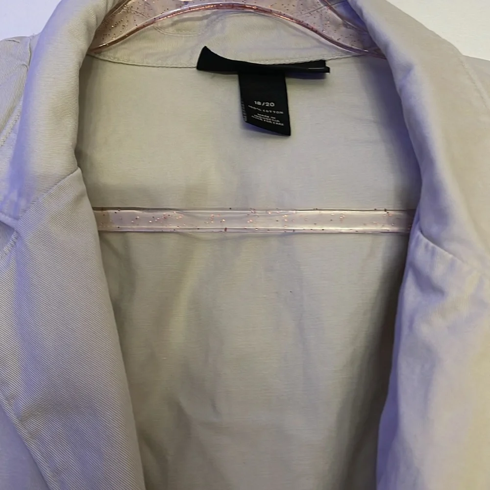 Top - Picture 5 of 9